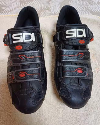 Scarpe ciclista