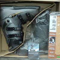 Scarponi da scii marca Salomon