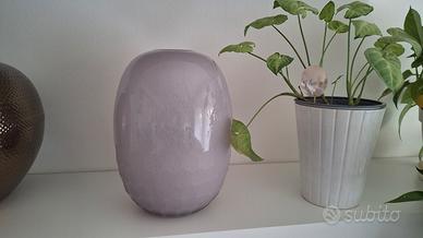 Elegante vaso lilla 