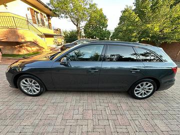 Audi a4 avant quattro