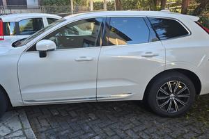 Volvo XC60 B4 AWD Inscription Full Optional