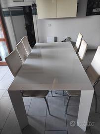 Tavolo e sedie Mondo Convenienza 2014