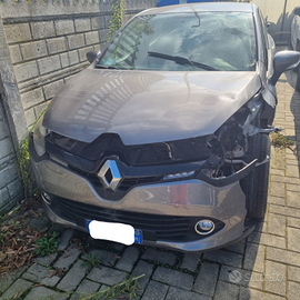 Renault Clio 1200cc