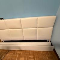 Letto matrimoniale in ecopelle