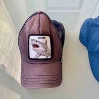 Cappellino Goorin Bros. blu patch “Shark” e retina