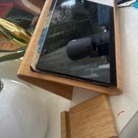 Base porta tablet + base cellulare ikea
