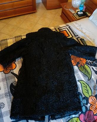 Pelliccia nera astracan