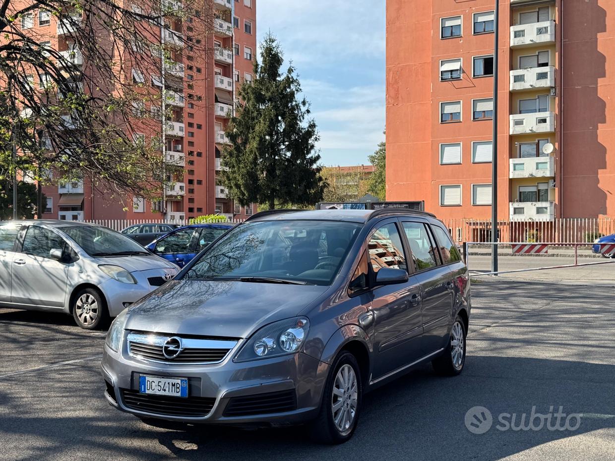 Opel Zafira 2ª serie