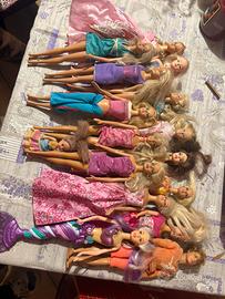 Casa delle barbie e barbie