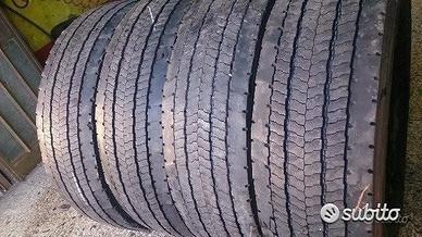 Gomme 315 80 22.5 Pirelli usate