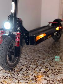 Monopattino elettrico nuovo