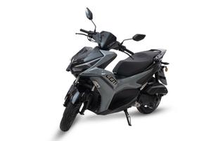 Scooter 125 LEM 2000€ incluso pass. targa polacca
