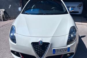 Alfa Romeo Giulietta 1750 TBi Quadrifoglio Verde