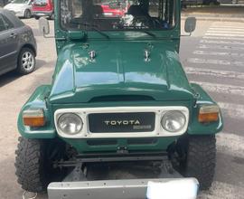 TOYOTA Land Cruiser - 1985