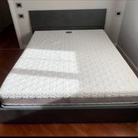Materasso MEMORY FOAM 200x160 come nuovo 