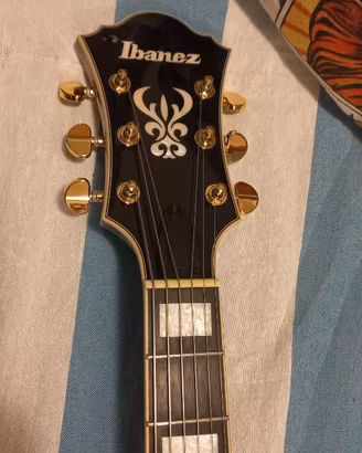 Chitarra semiacustica Ibanez AF 95