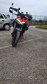 streetfighter v2 2023 4.700 km garanzia 2027