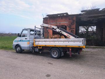 Iveco Daily 35.10 gru