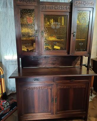 Credenza con vetrinetta 