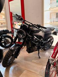 Husqvarna Svartpilen 125
