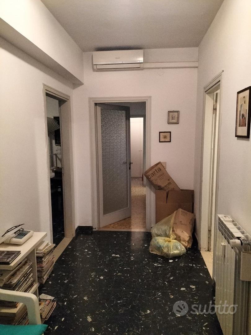 Appartamento p4 in via battisti e magazzino al pt - Vista 2