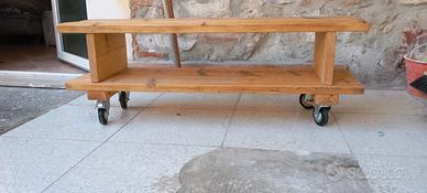 Porta TV artigianale