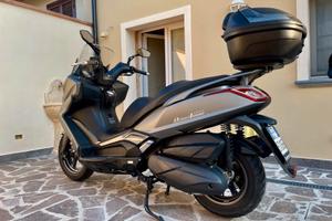 Downtown Kymco 350