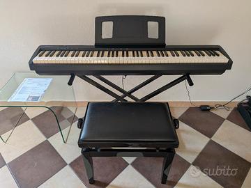 Pianoforte digitale Roland FP-10