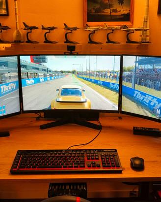 3 MONITOR 27" KOORUI 27 Pollici Curvo 180Hz QHD 1m