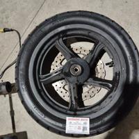 ruota anteriore Kymco downtown 300