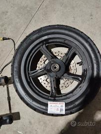 ruota anteriore Kymco downtown 300