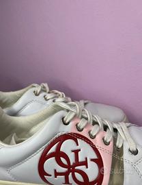 Sneakers Guess bianche con logo rosso – Taglia 38