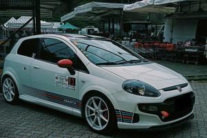 Grande punto evo abarth