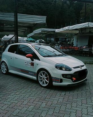 Grande punto evo abarth