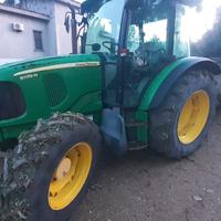  trattore in perfette condizioni prezzo non tratta