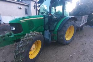  trattore in perfette condizioni prezzo non tratta