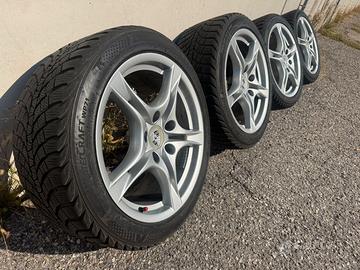 CERCHI PORSCHE DA 18” CON GOMME INVERNALI  1.200 €