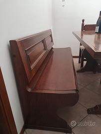 tavolo in rovere e 4 sedie e 2 sgabelli in paglia 