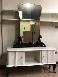 Pettiniera con specchio