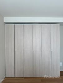 Armadio effetto legno