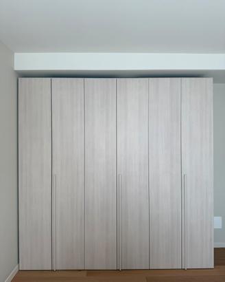 Armadio effetto legno