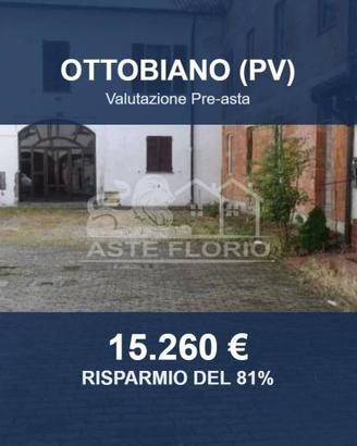 Immobile in asta di 240 m² con più di 5 locali a O