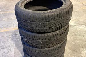 4 gomme 225-50-18 pirelli