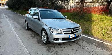 Mercedes C220 Avantgarde sw 170 cv PERFETTA