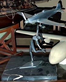 Aereo d'epoca Macchi 202 in fusione d'alluminio