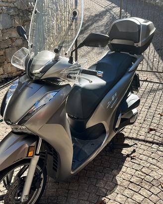 Honda SH 350 2023