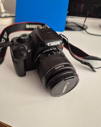 Canon EOS Rebel T3 + obiettivo 18-55 mm