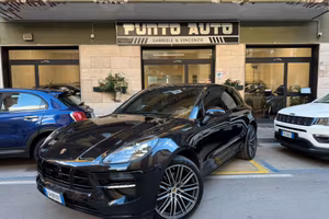 Porsche Macan 2.0 T 245cv no superbollo