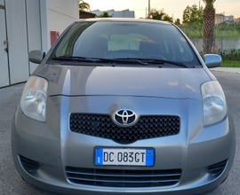 Yaris 1.0 Benzina