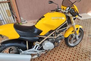 Ducati monster 600